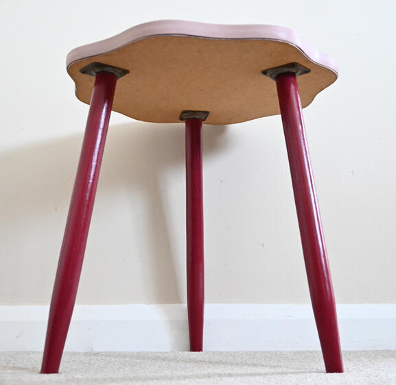 Small side table with removable legs Small side table with removable legs